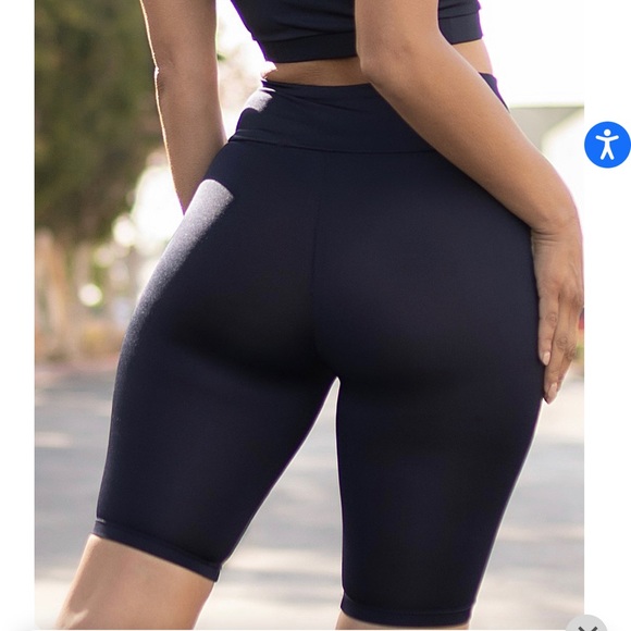 Active Wear Strech Biker Shorts Legging - Picture 2 of 13